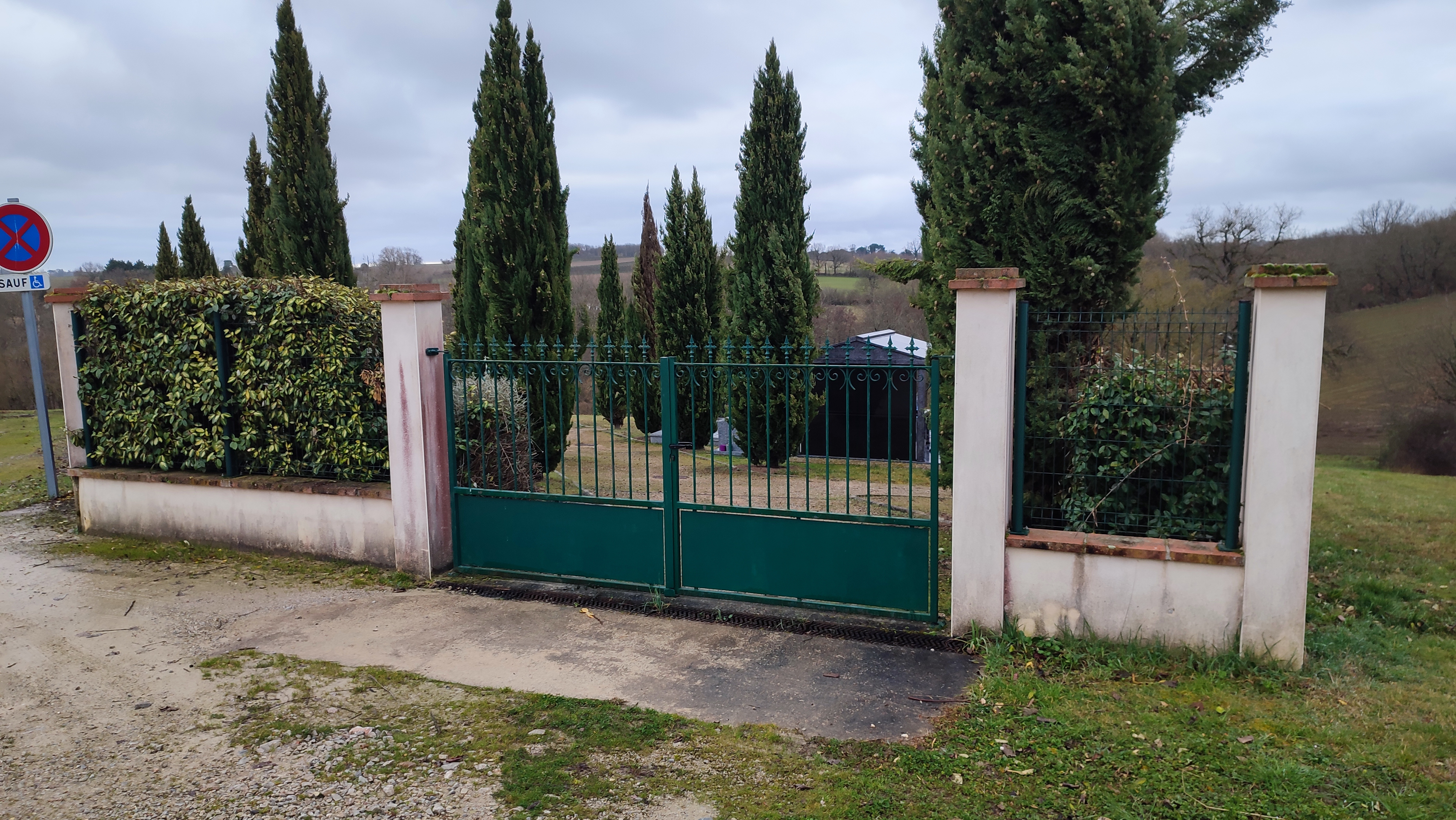 le nouveau cimetière